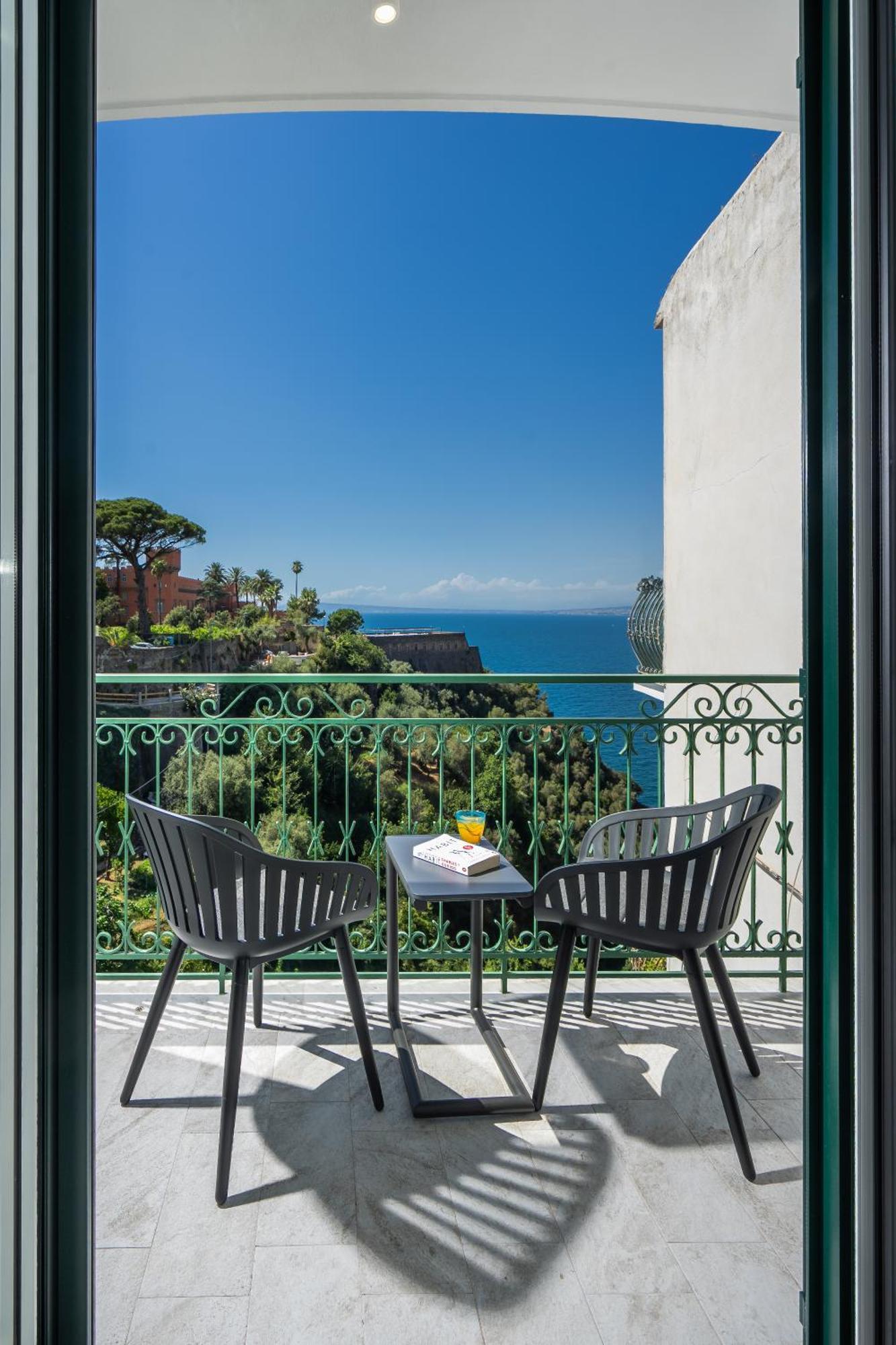 Sea View Deluxe Apartments 비코에쿠엔세 외부 사진